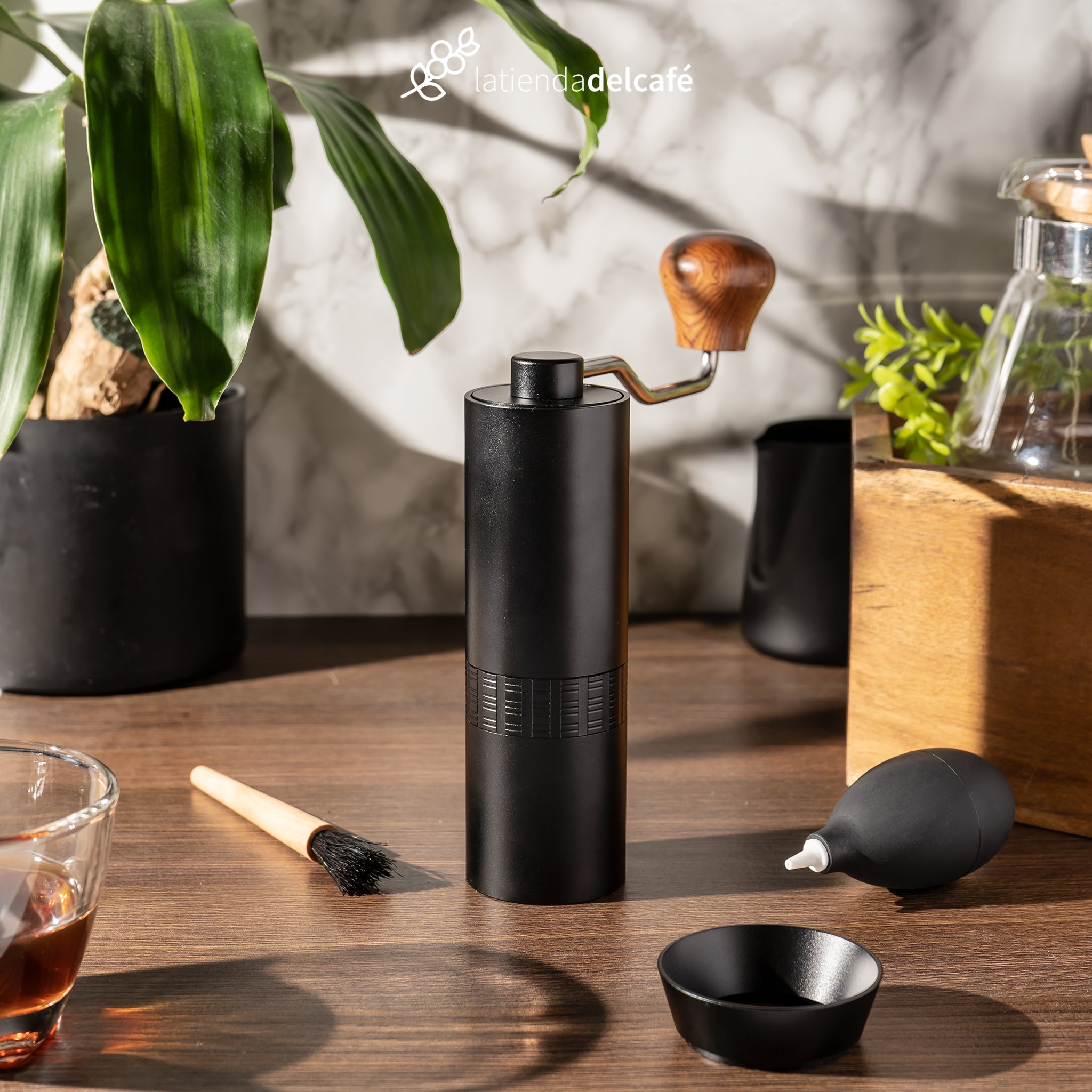 Molino Black Pro Edition